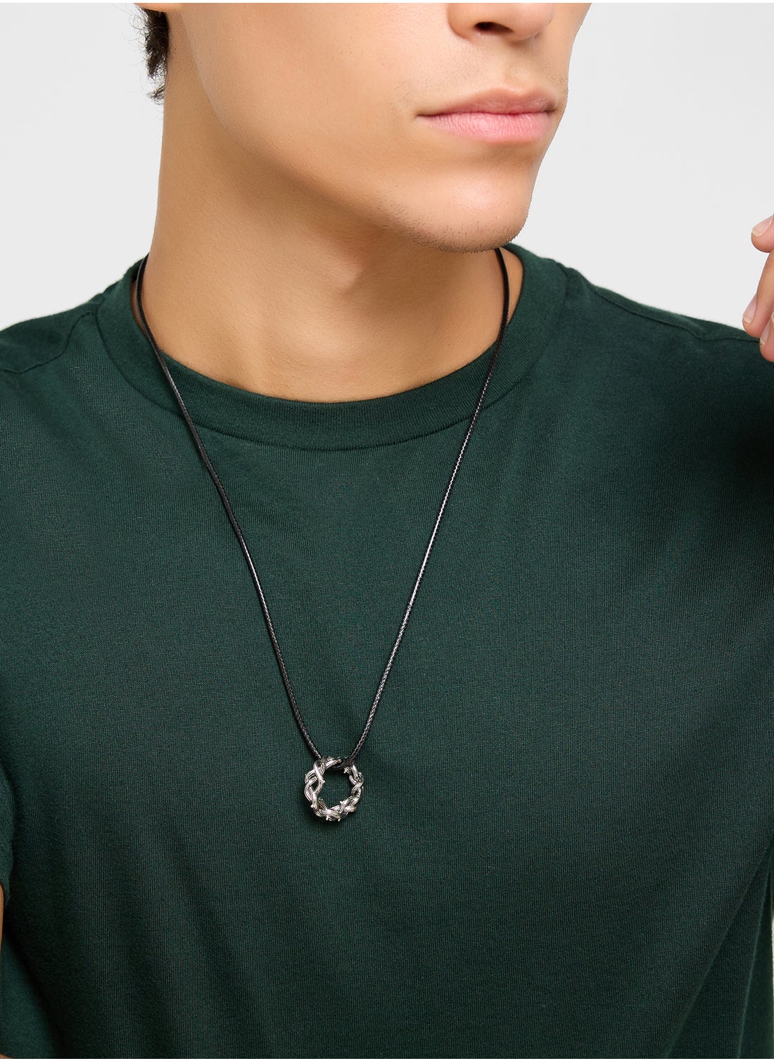 buy-seventy-five-casual-necklace_g14