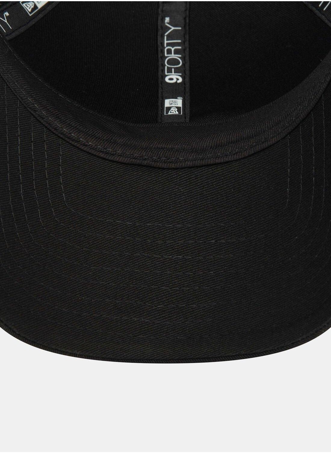 buy-new-era-men-s-nba-chicago-bulls-metallic-pin-9forty-cap_k2s