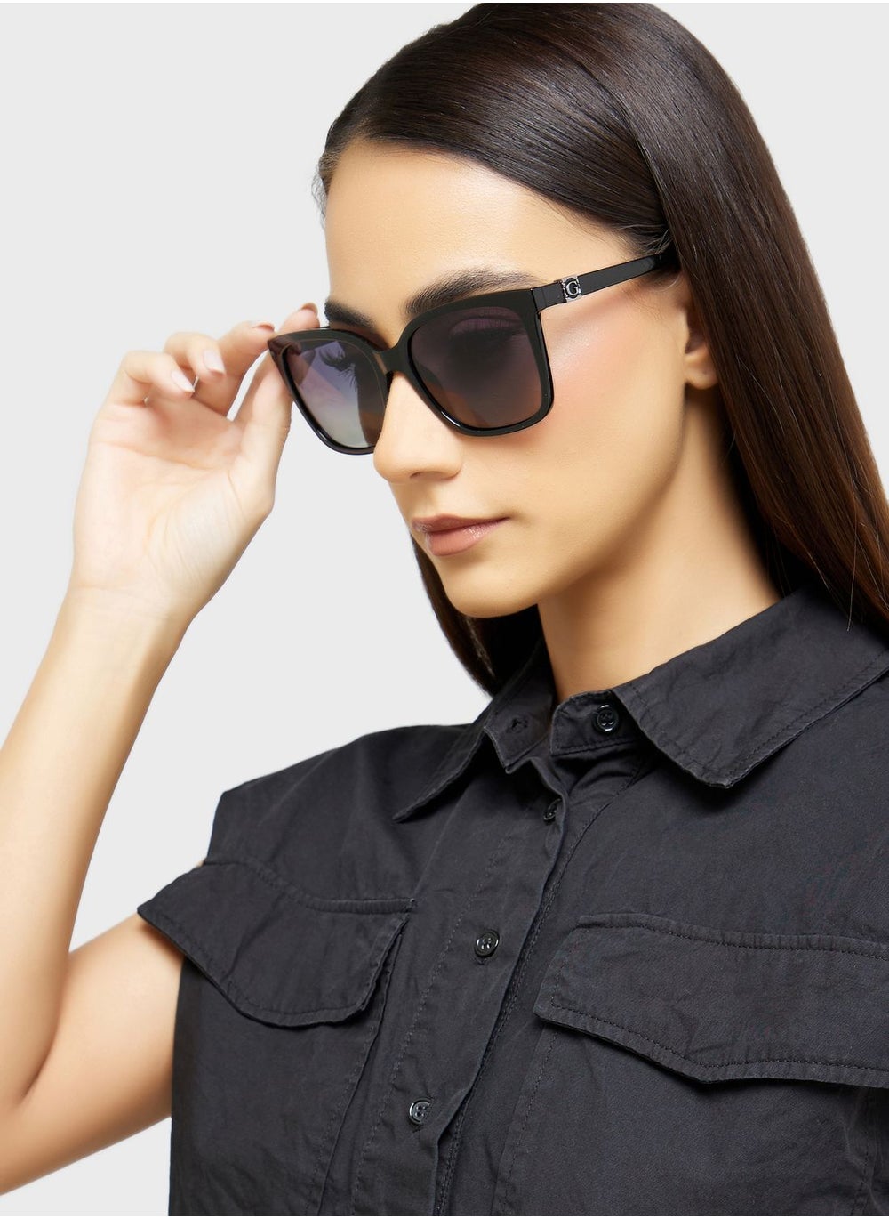 buy-guess-wayfarers-sunglasses_uns