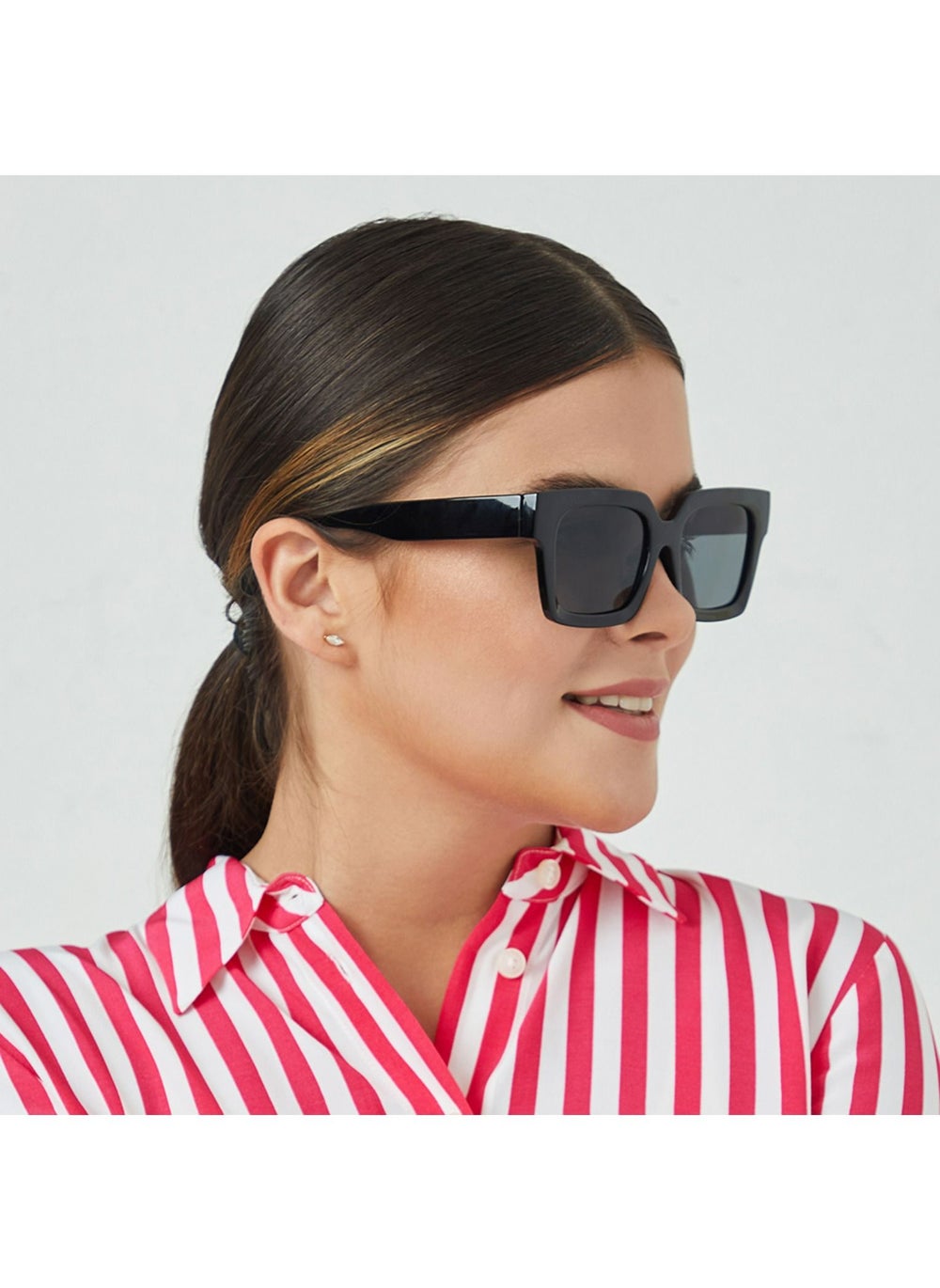 buy-blackout-blackout-by-eyewa-plaza-women-s-sunglasses-black_jxl