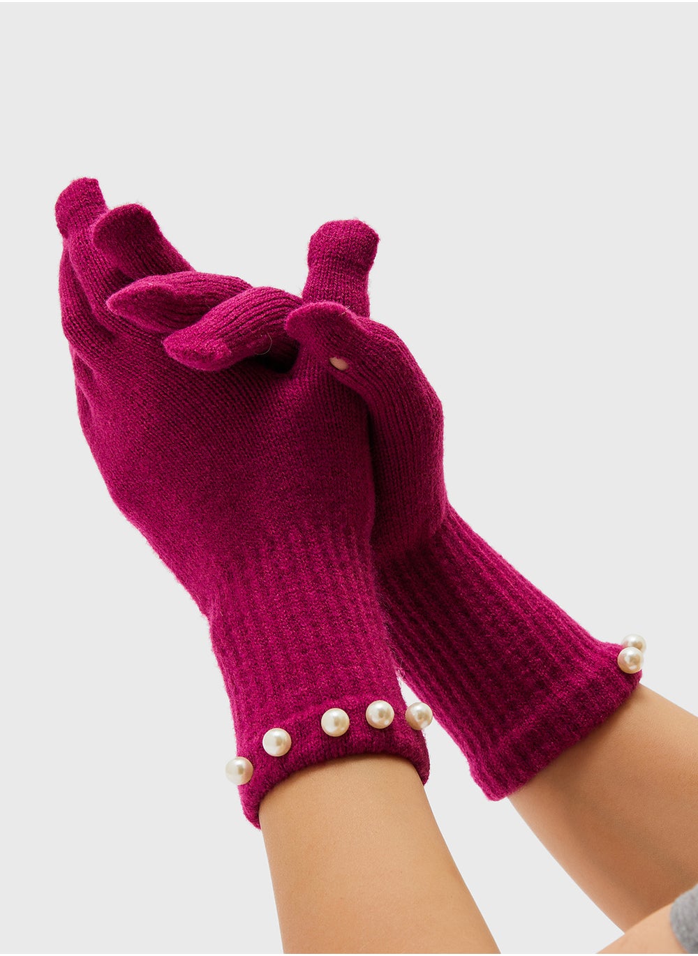 buy-ella-pearl-detail-knitted-winter-glove_rbj