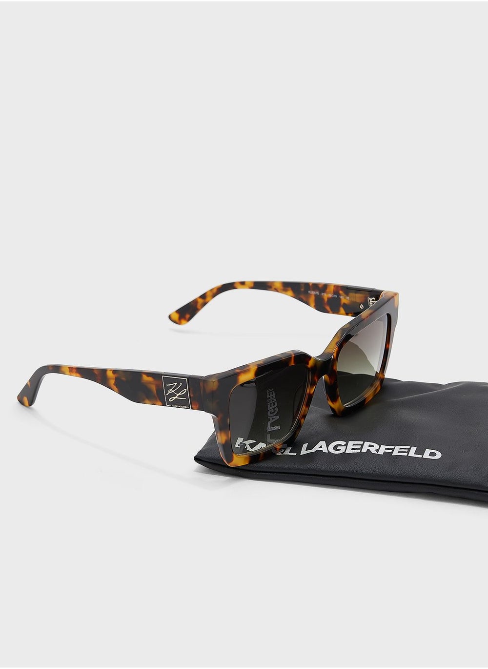 buy-karl-lagerfeld-wayfarer-sunglasses_mow