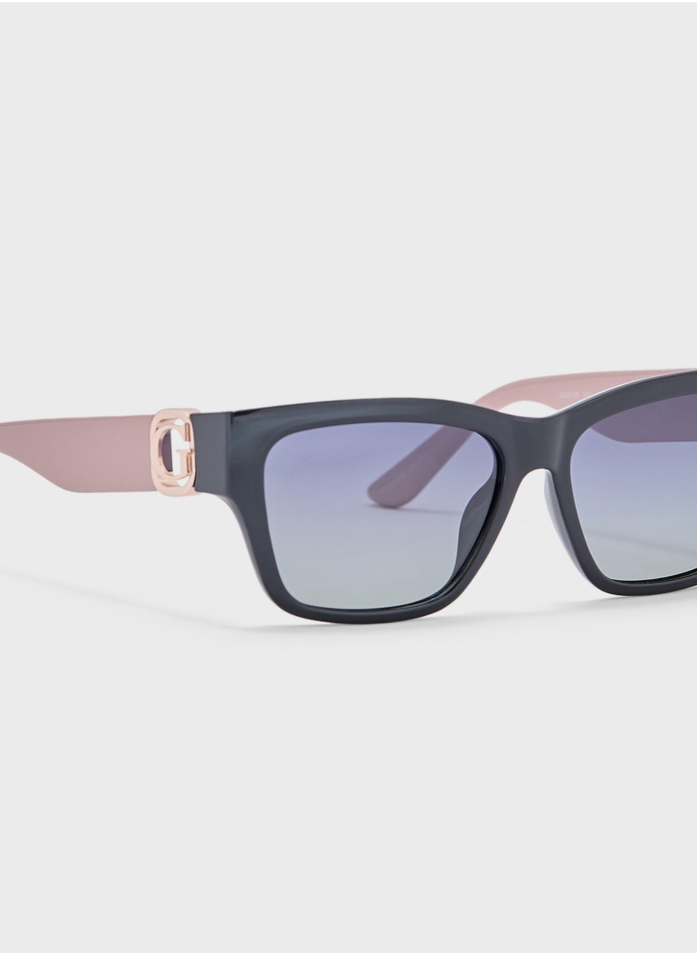 buy-guess-square-uv-protected-wayfarer-sunglasses_vag