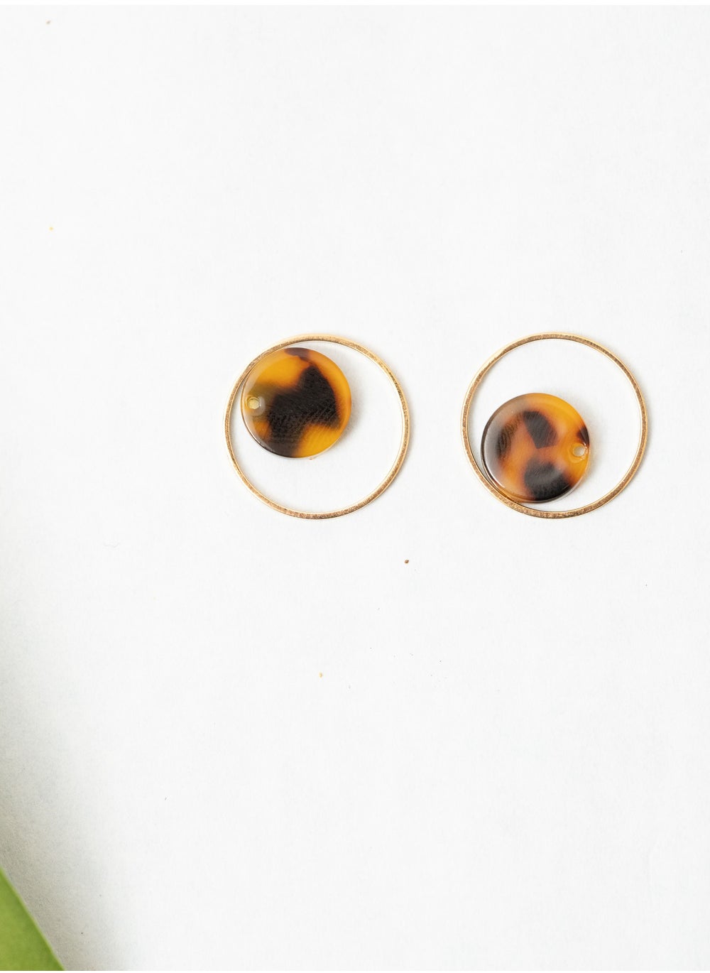 buy-amica-pack-of-2-earrings_0i1