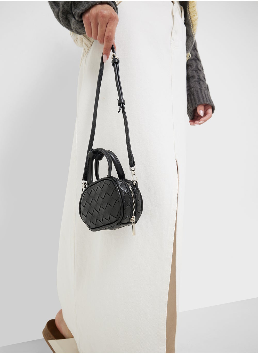 buy-ginger-woven-crossbody-bag_54j