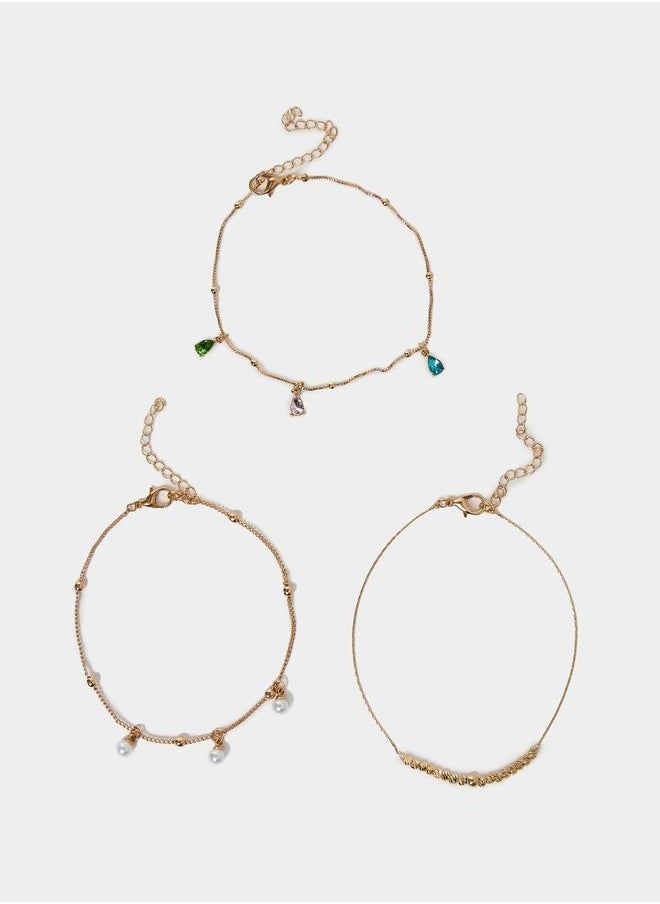 buy-styli-set-of-3-charm-anklets-with-lobster-closure_qus