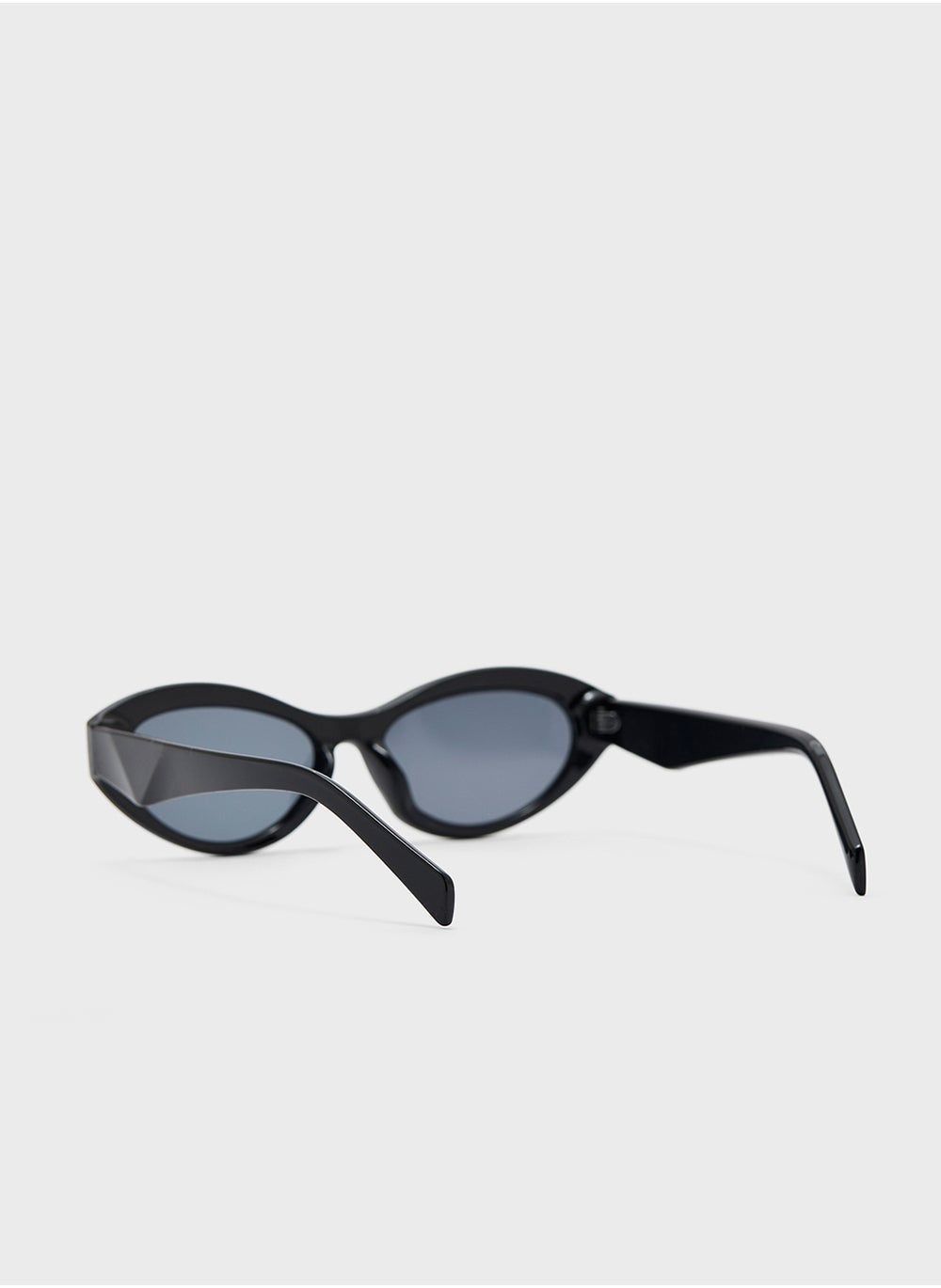 buy-ella-oval-len-sunglasses_5lm