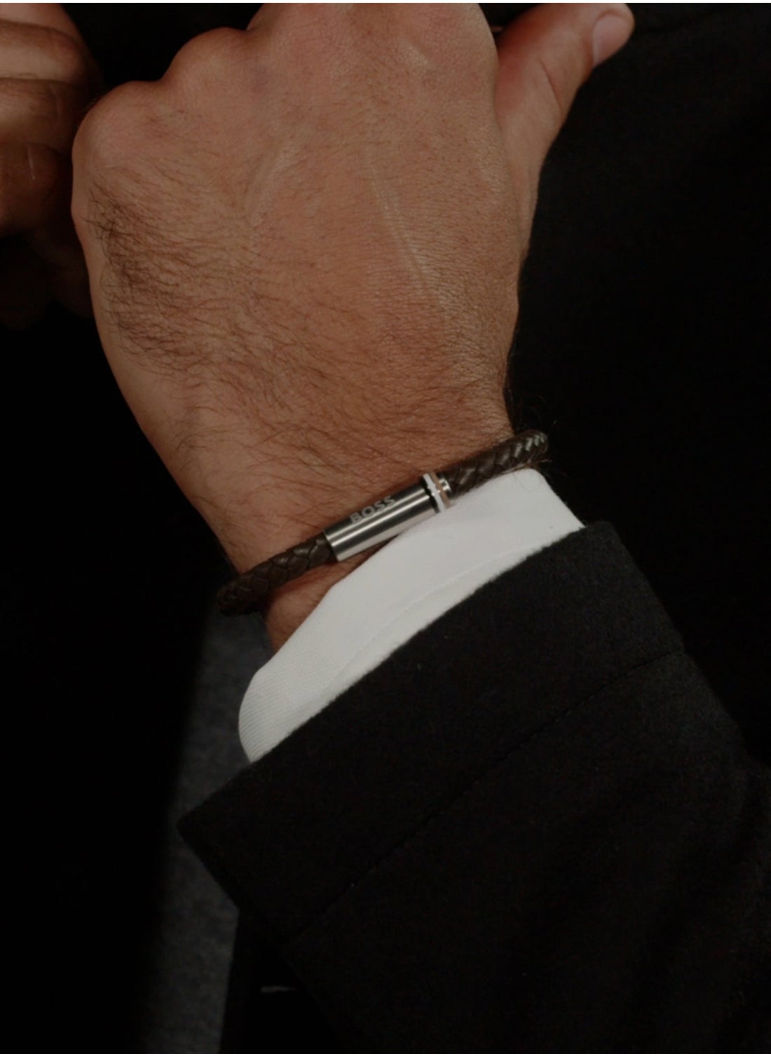 buy-hugo-boss-magnetic-closure-bracelet_5eh